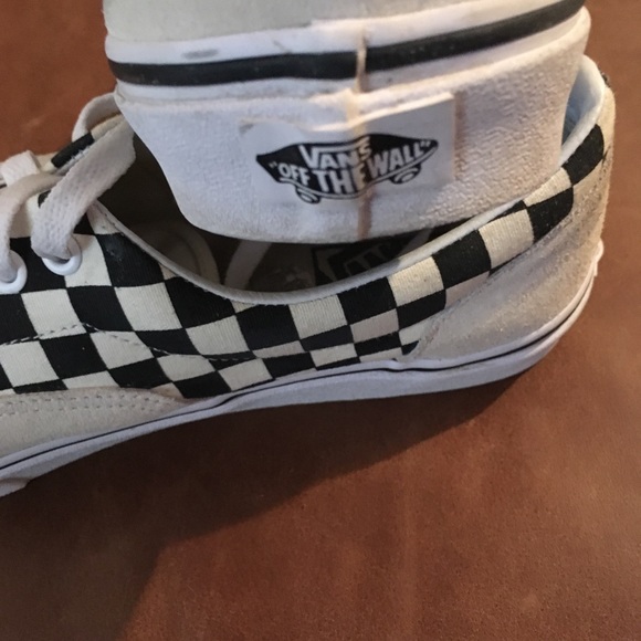 Vans. Old School Suede - Picture 2 of 5